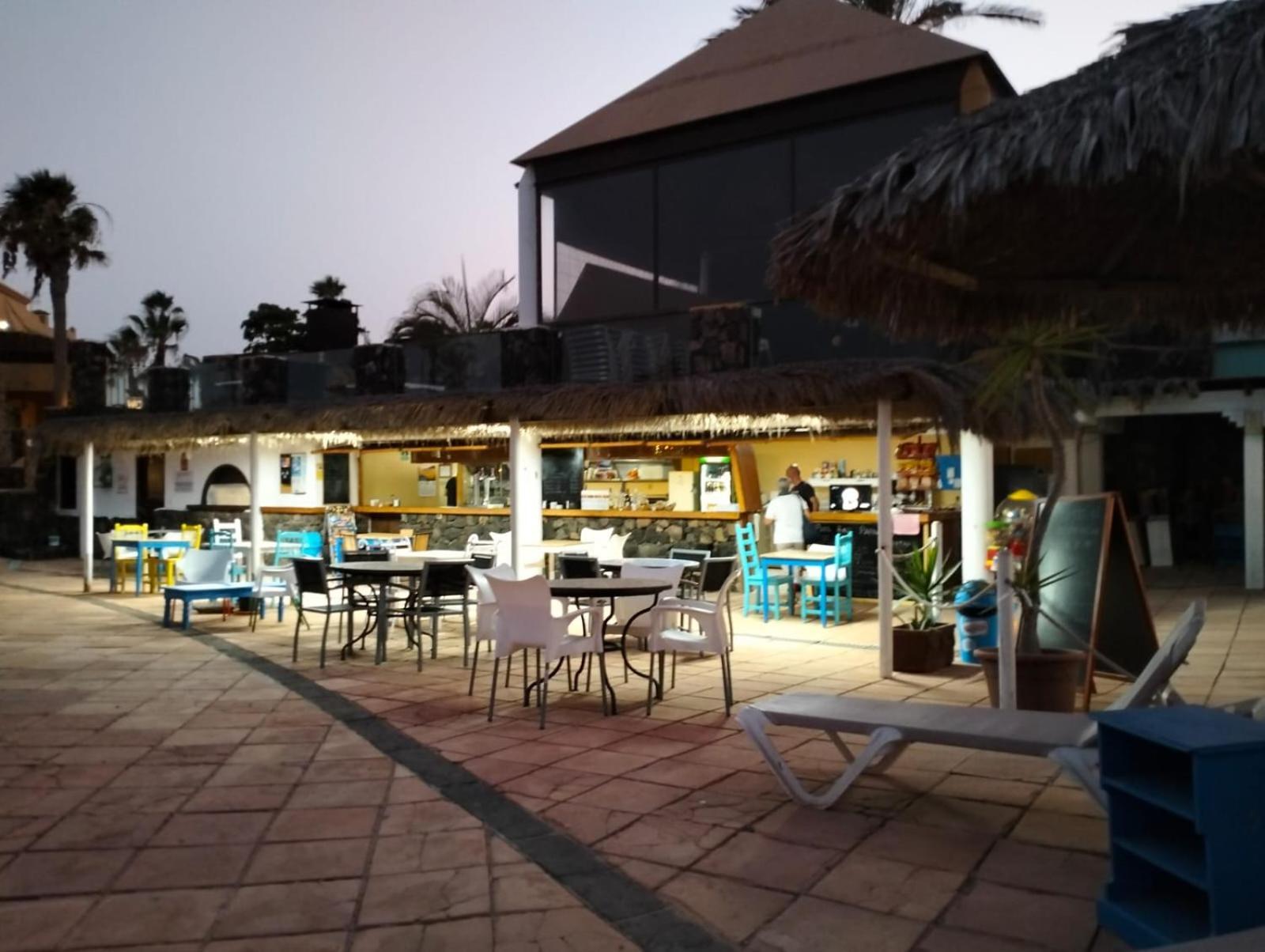 Casa Mona Appartement Corralejo Buitenkant foto